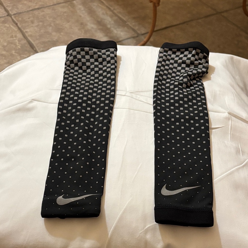 Nike Black and White Checkered Compression Sleeves